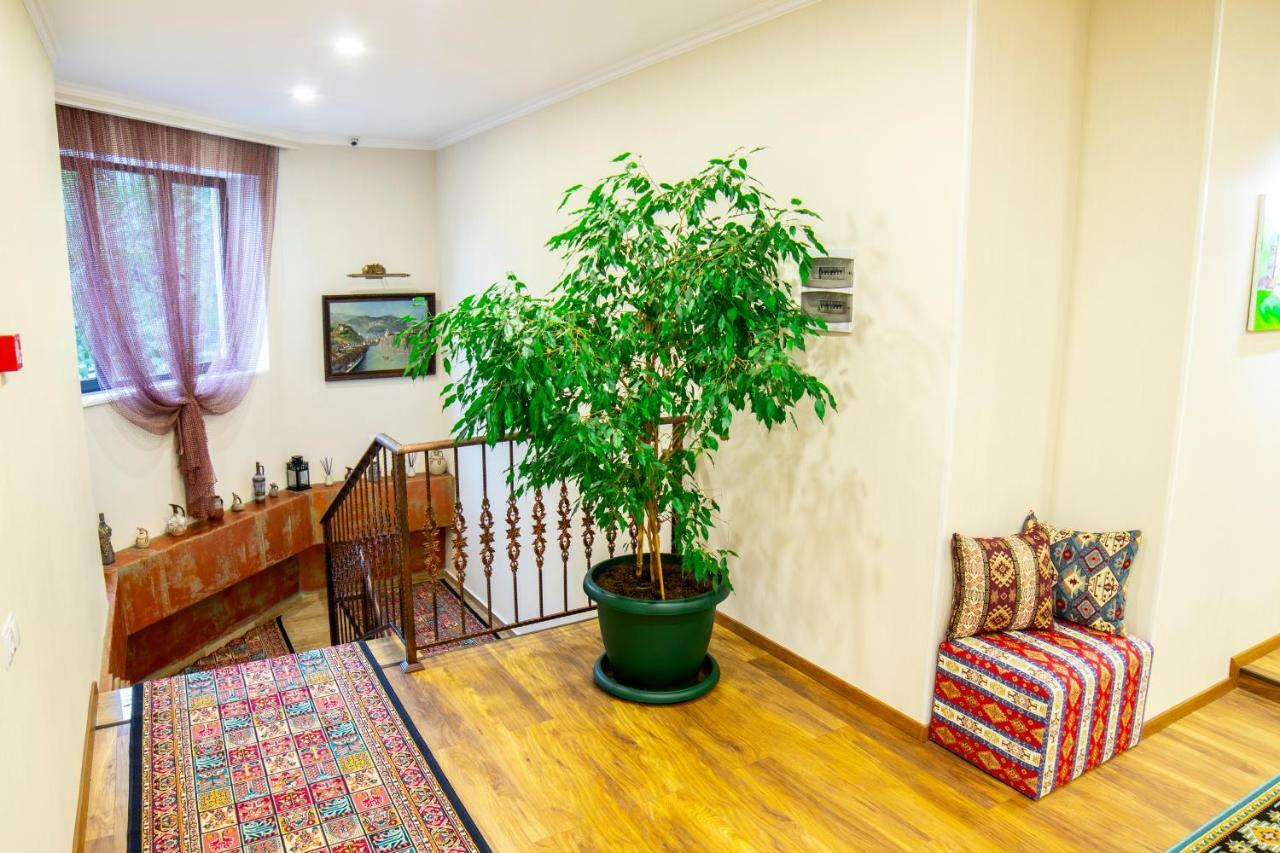 Irmisa Hotel Tbilisi Luaran gambar